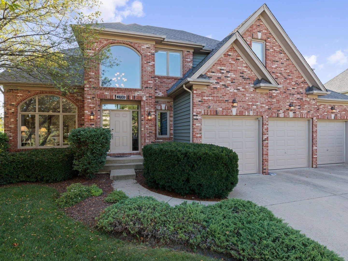 Ginger Woods in Aurora IL Homes for Sale Ginger Woods in Aurora Real