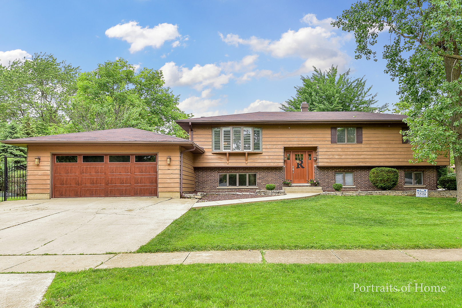 Photo of 1500 Hillcrest DOWNERS GROVE  60516