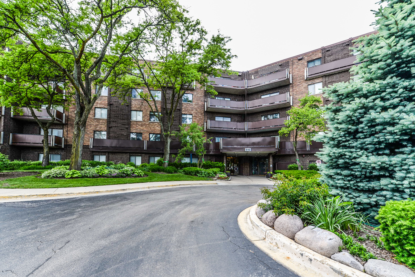 Village On The Lake in Elk Grove Village IL Homes for Sale Village On