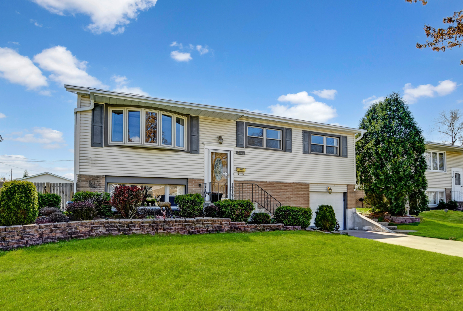 Hickory Hills IL Homes for Sale Hickory Hills Real Estate Bowers