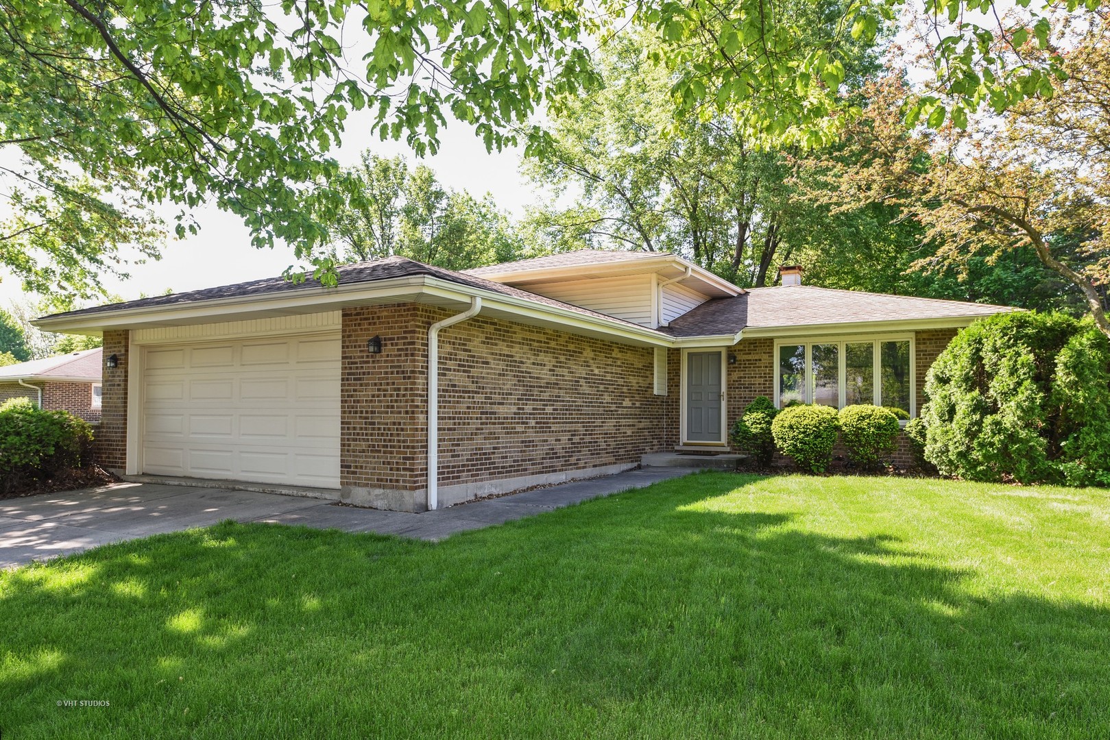 Westmont IL Homes for Sale - Westmont Real Estate | Bowers Realty Group