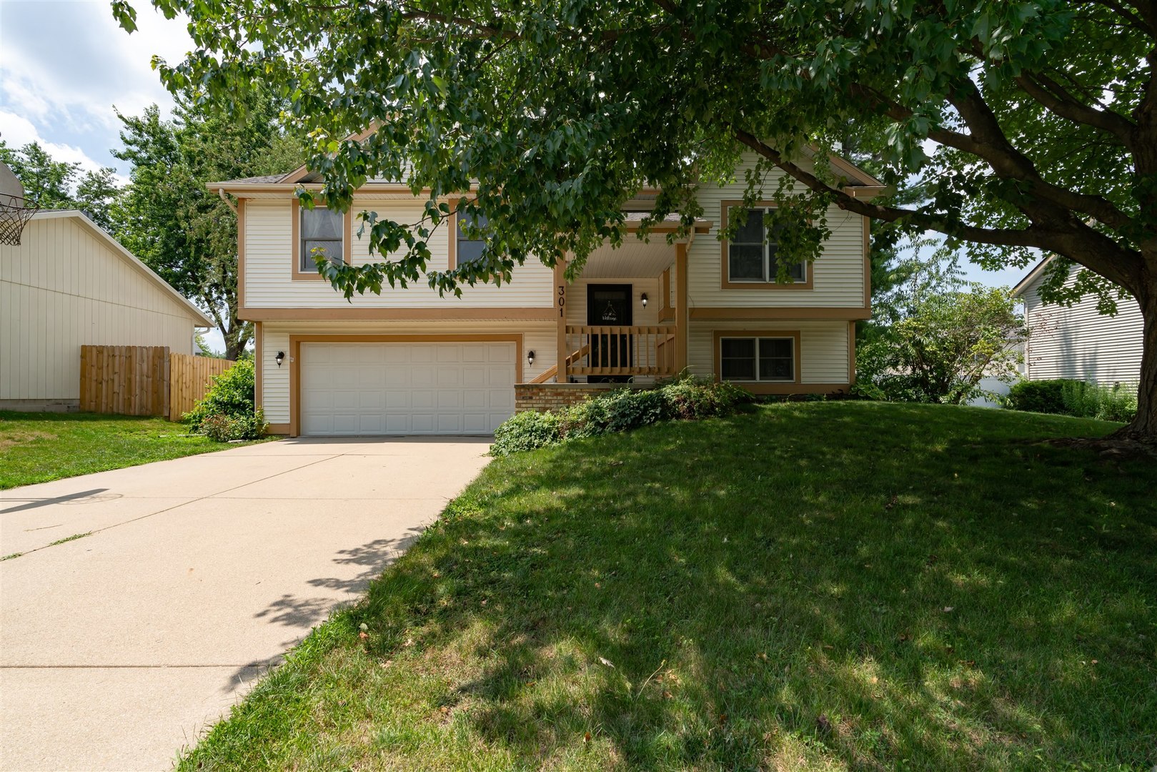 Windsor Crest in Normal IL Homes for Sale Windsor Crest in Normal