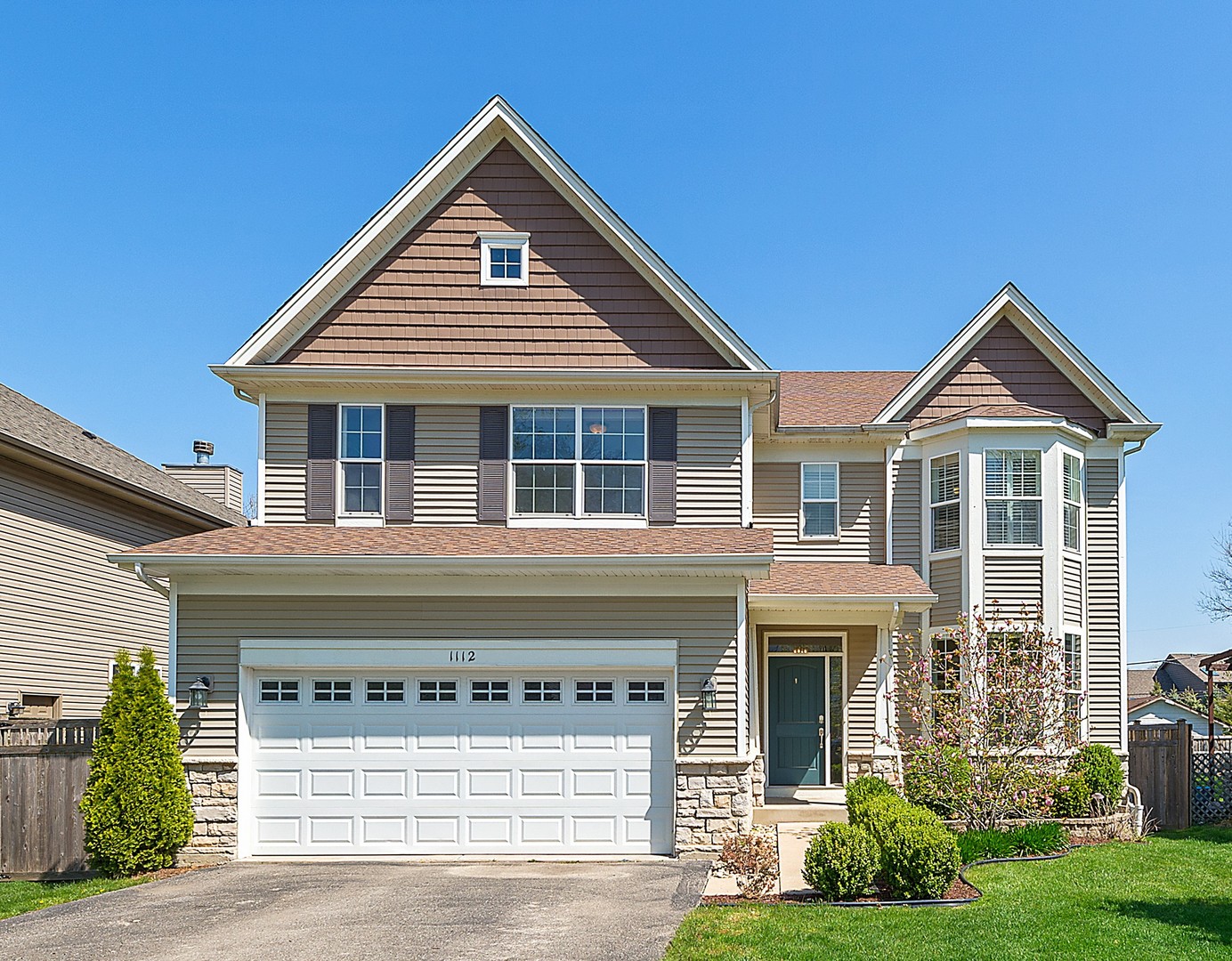 homes for sale in downers grove il