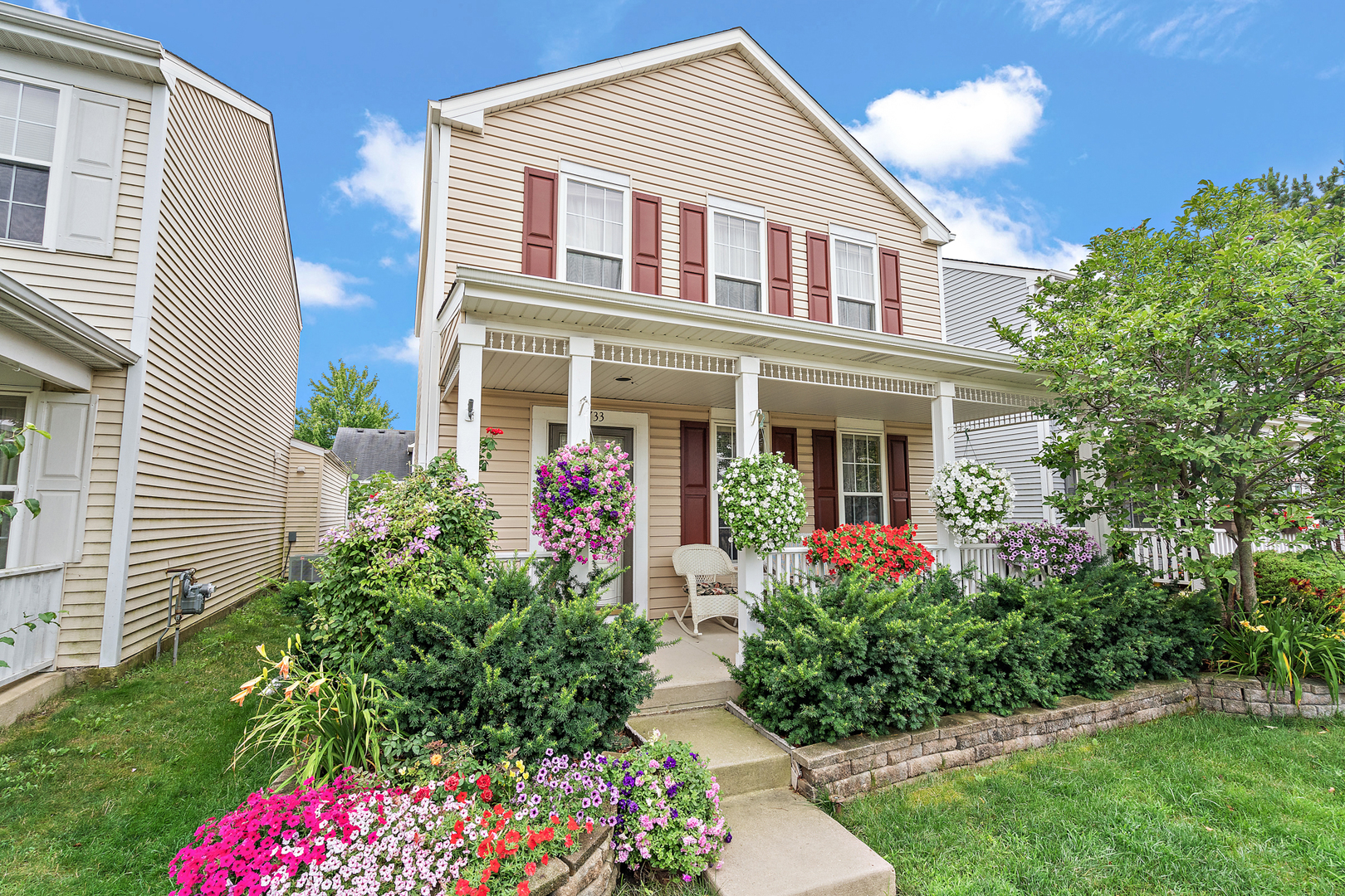 Hometown in Aurora IL Homes for Sale Hometown in Aurora Real Estate