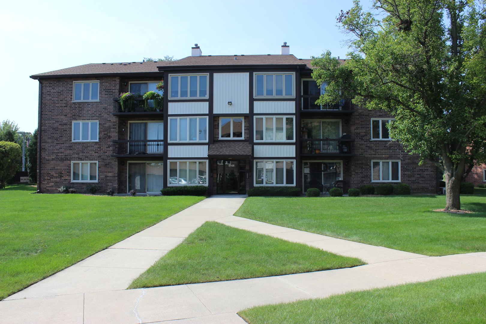 Crestwood IL Homes for Sale Crestwood Real Estate Bowers Realty Group