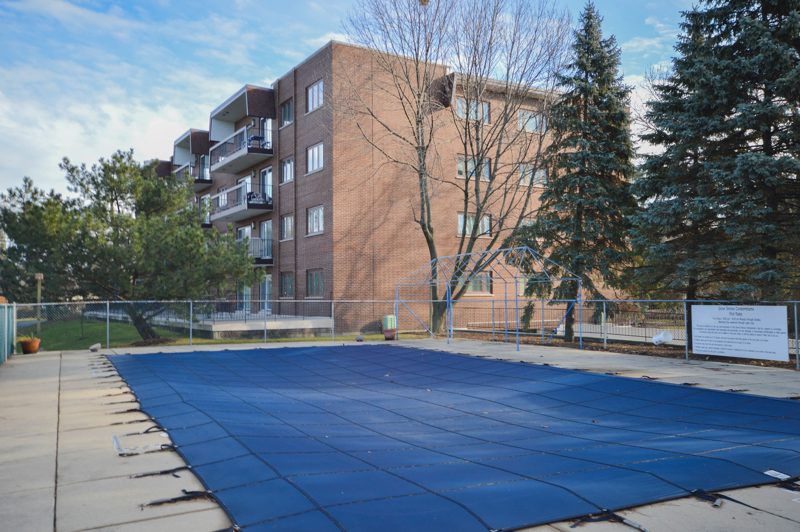 350 E Dundee Road 101
