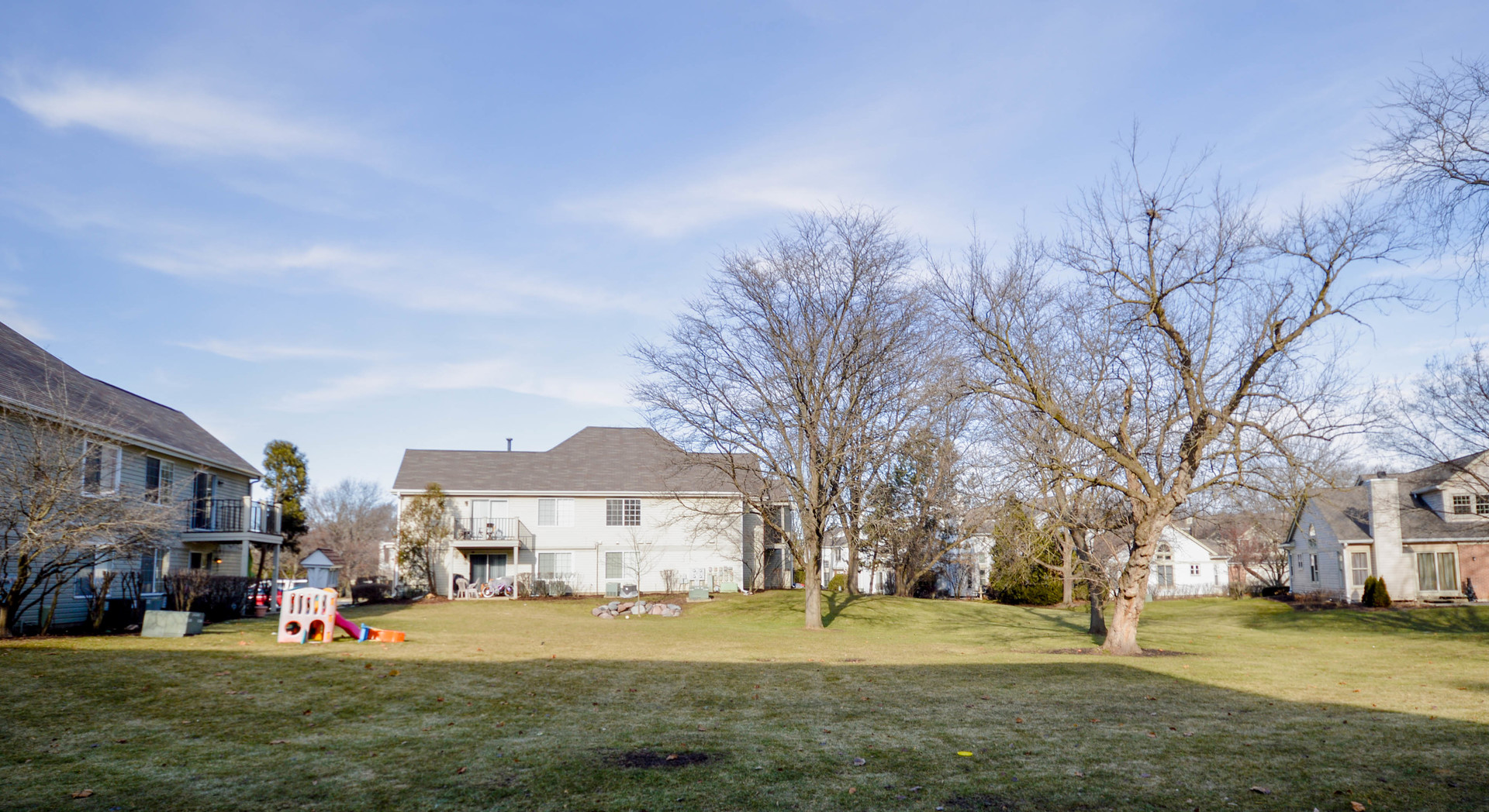 350 E Dundee Road 101