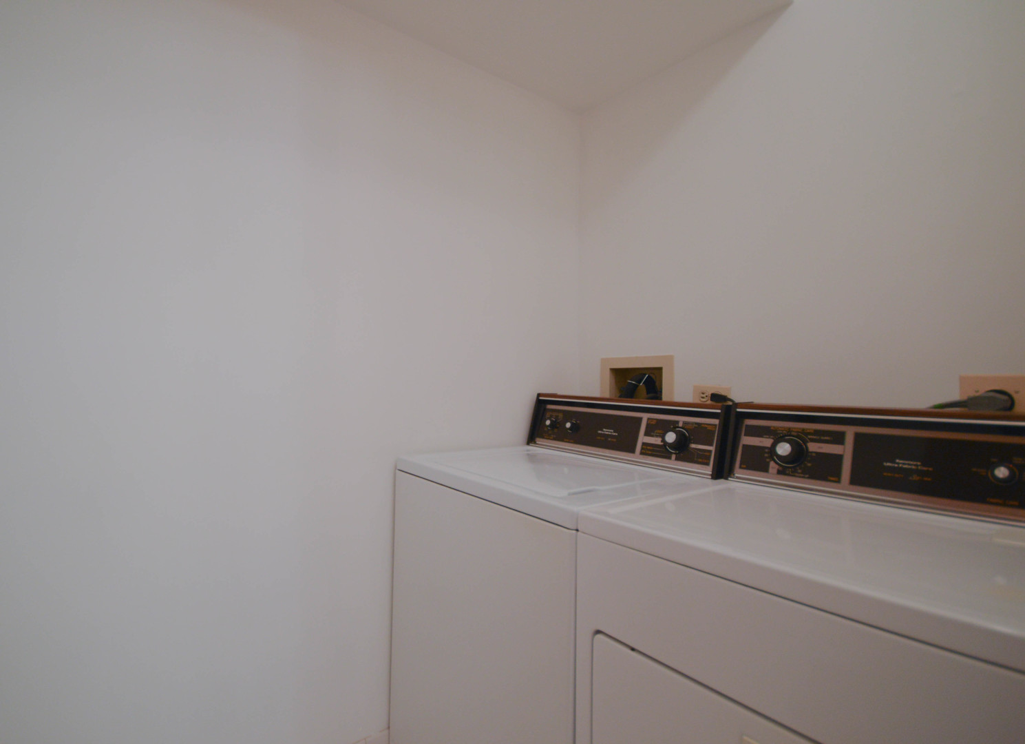 350 E Dundee Road 101