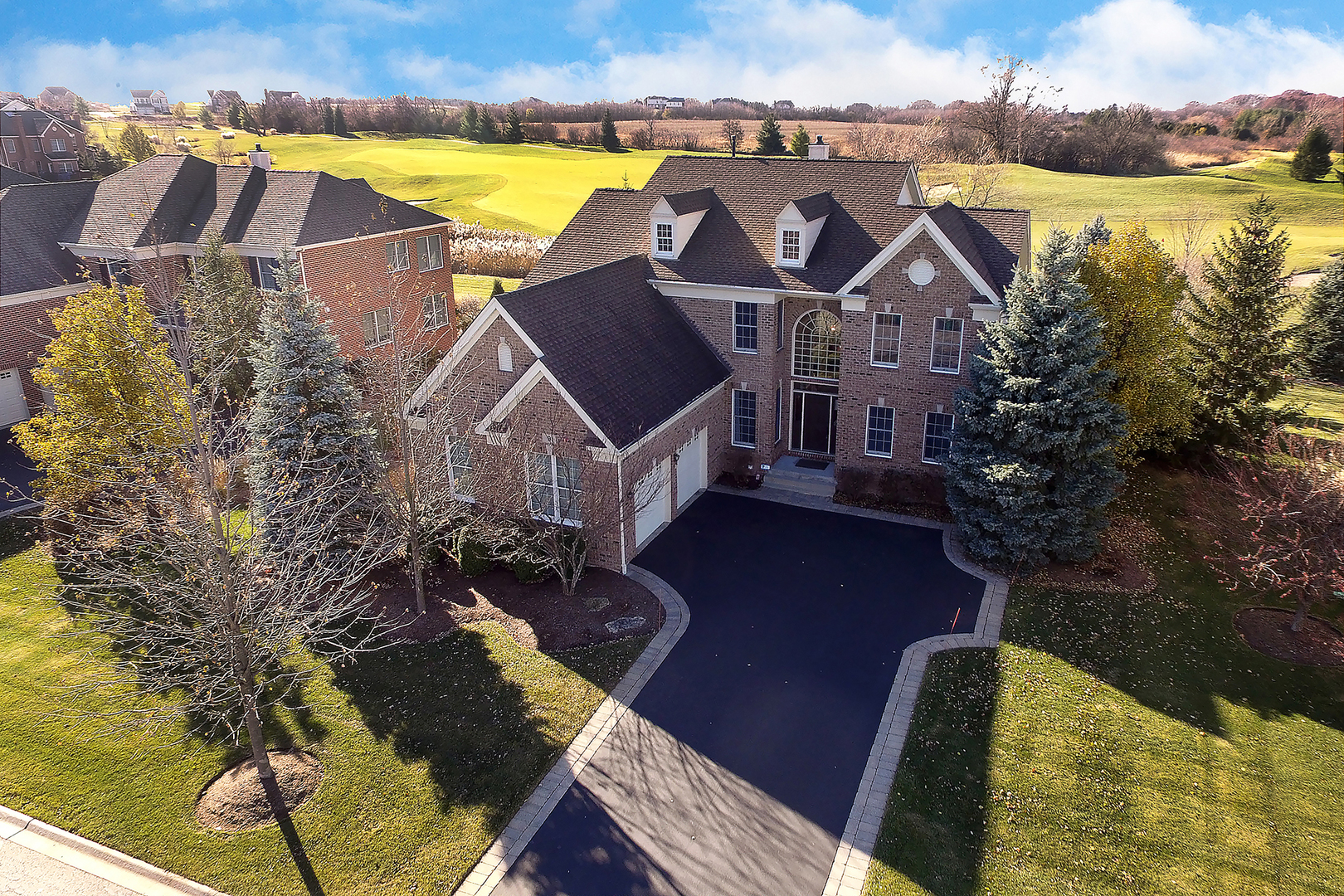 Hawthorn Woods Country Club in Hawthorn Woods IL Homes for Sale