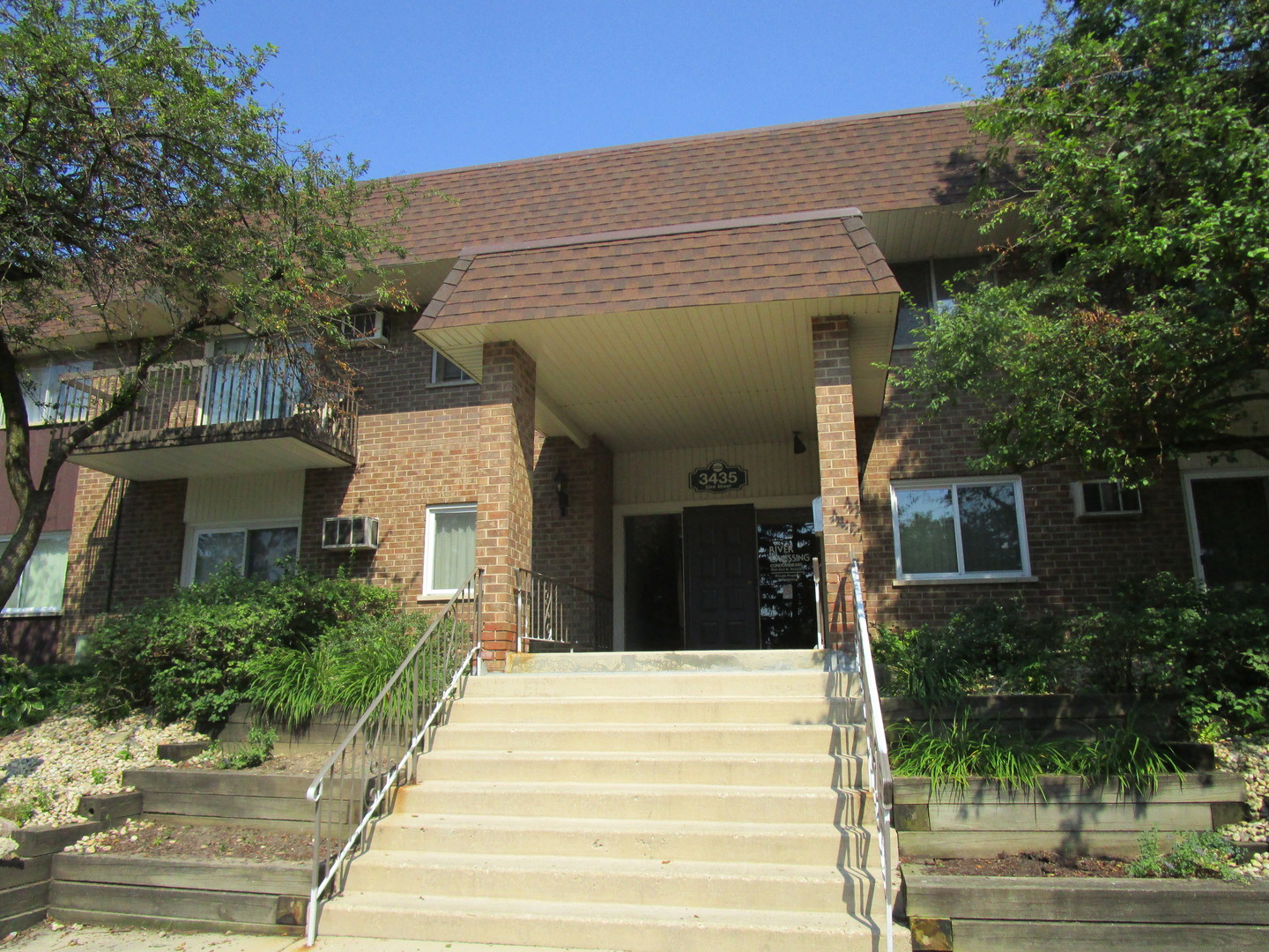 Woodridge IL Homes for Sale Woodridge Real Estate Bowers Realty Group