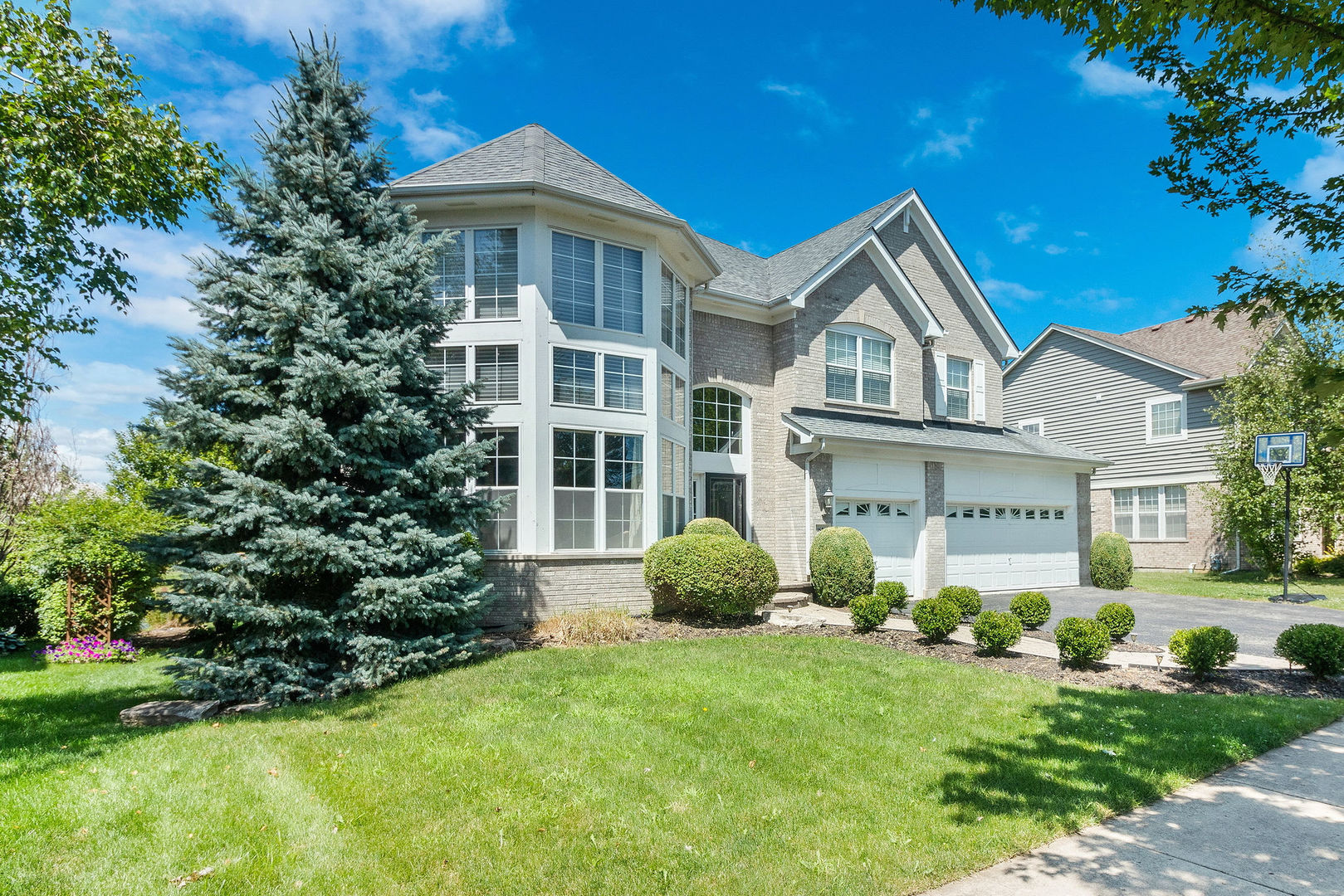 Greggs Landing in Vernon Hills IL Homes for Sale Greggs Landing in