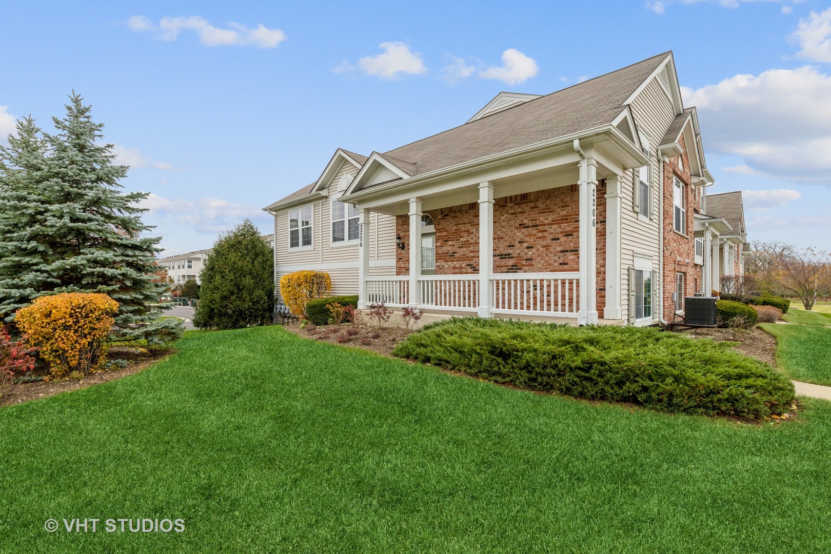 Lindenhurst IL Homes for Sale Lindenhurst Real Estate Bowers Realty