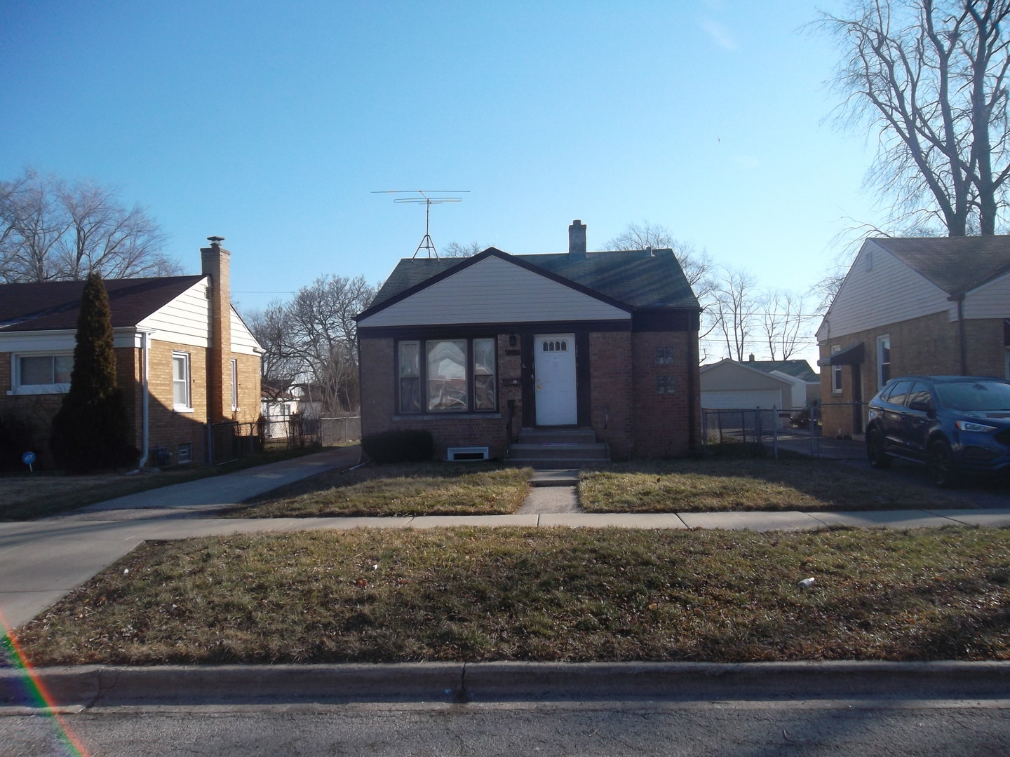 2 House in Bellwood