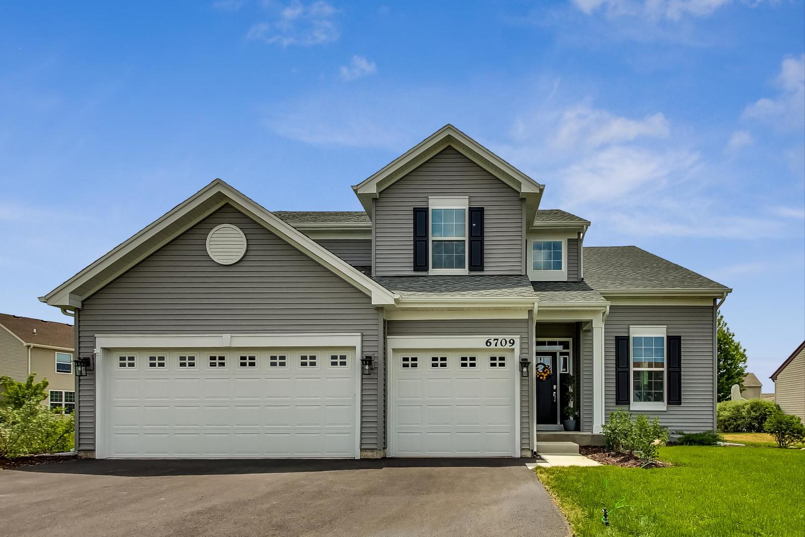 Legend Lakes in Mchenry IL Homes for Sale Legend Lakes in Mchenry