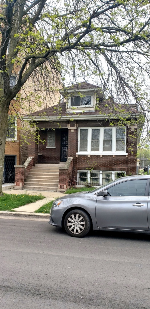 2 House in North Lawndale