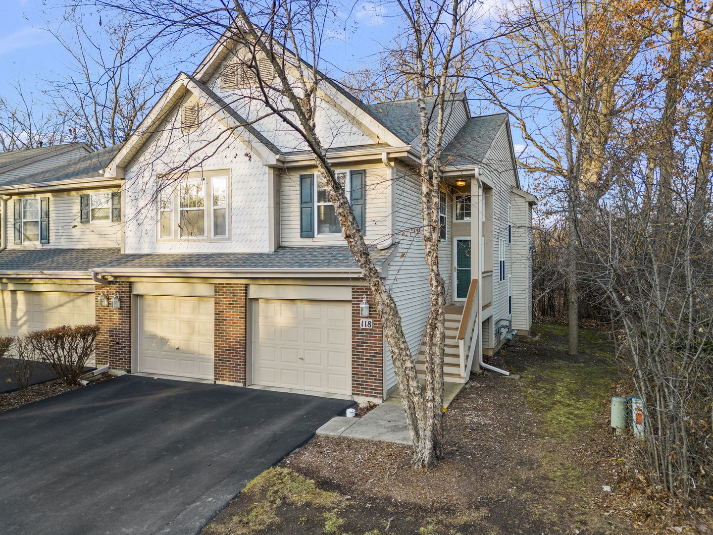 Oaks At Hidden Glen in Streamwood IL Homes for Sale Oaks At Hidden