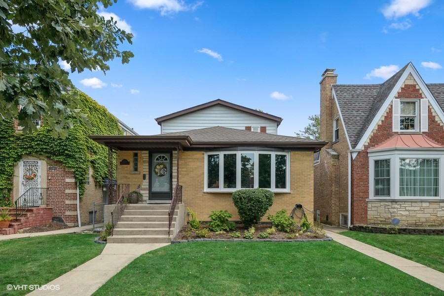Sauganash Park in Chicago IL Homes for Sale Sauganash Park in Chicago
