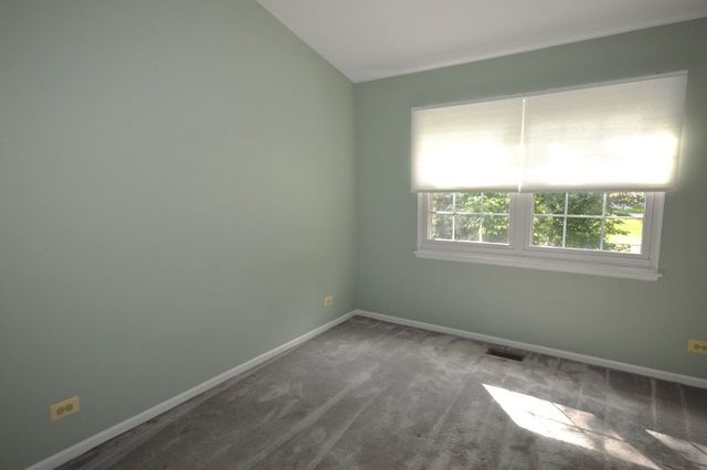 376 Bentley Place