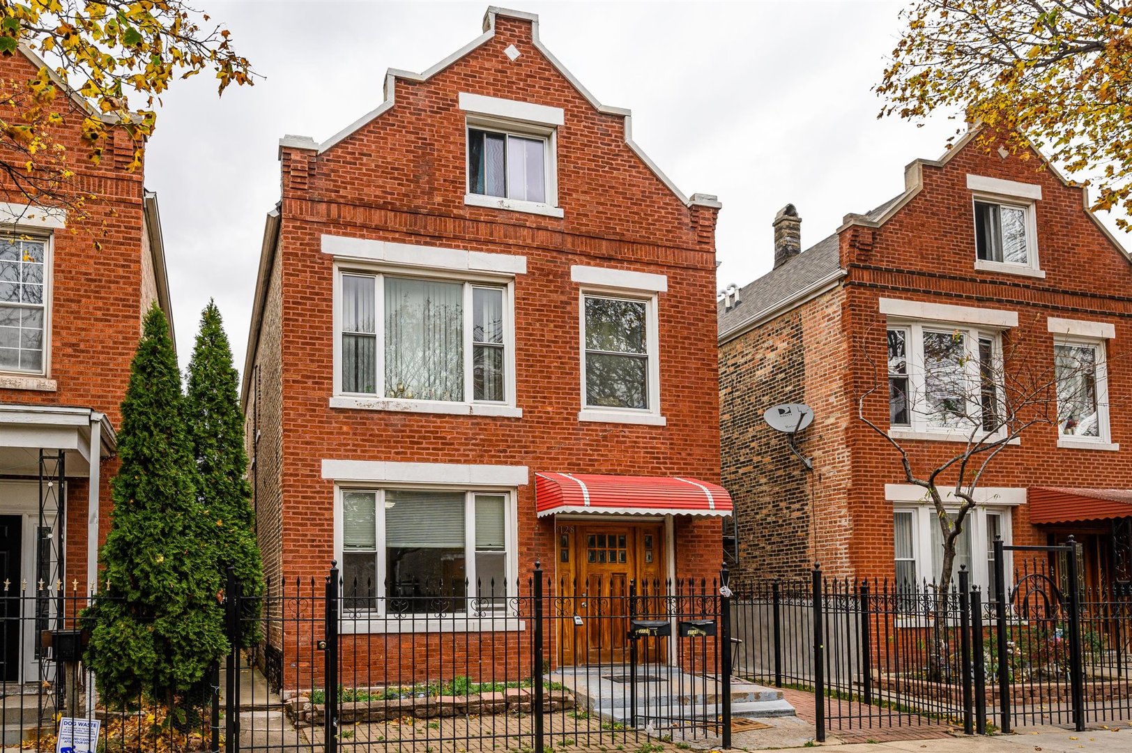 3128 W 41ST , Chicago, IL | MLS# 10952524 | Berkshire Hathaway ...