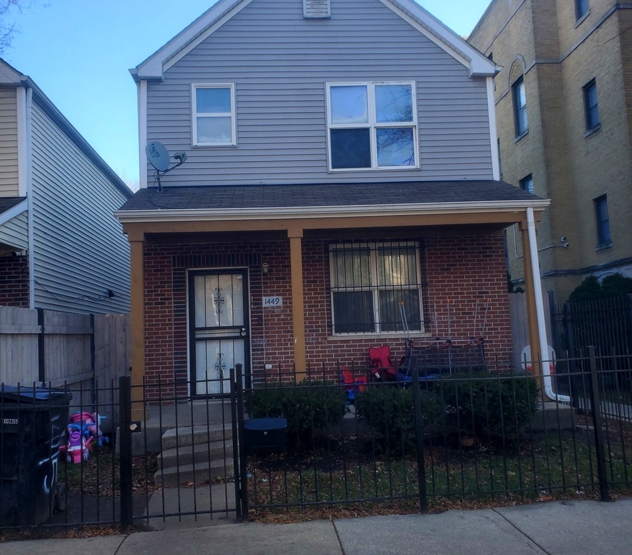 3 House in North Lawndale