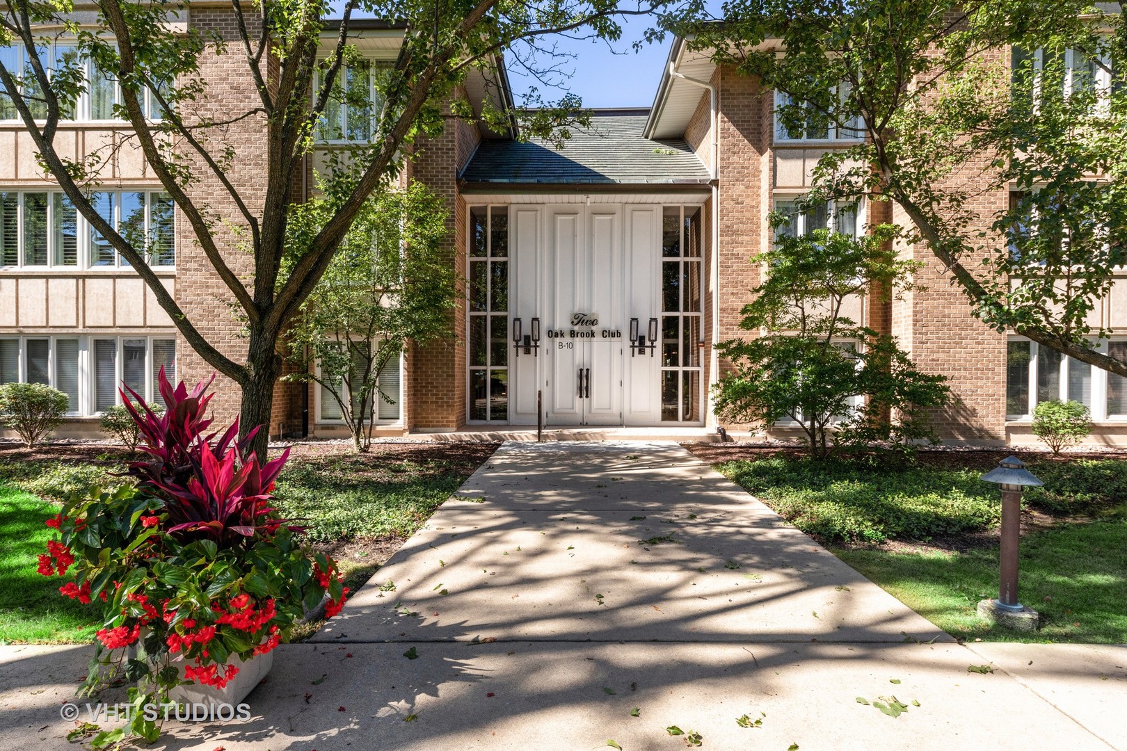 Oak Brook Club in Oak Brook IL Homes for Sale Oak Brook Club in Oak