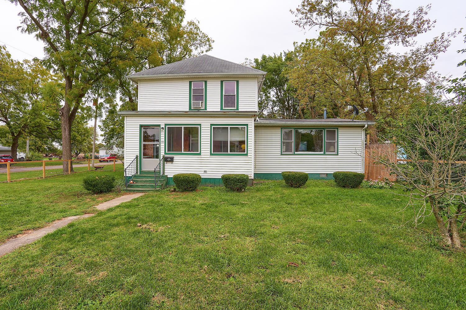 201 S Elm , Loda, IL MLS 10888533 Berkshire Hathaway HomeServices