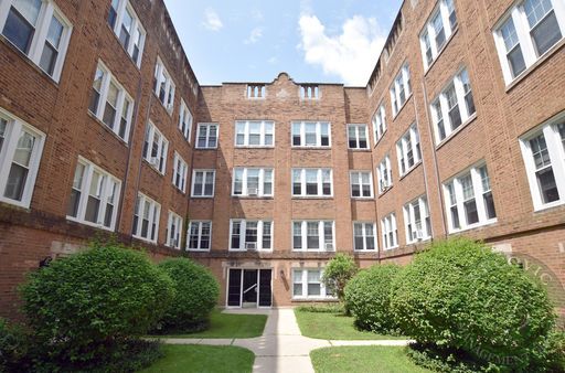 Chicago Apartments Rogers Park 3 Bedroom Apartment For Rent