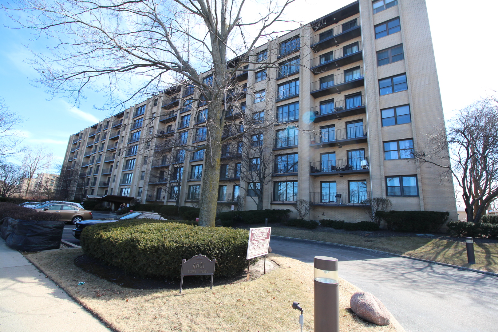 Photo of 4601 TOUHY LINCOLNWOOD  60712