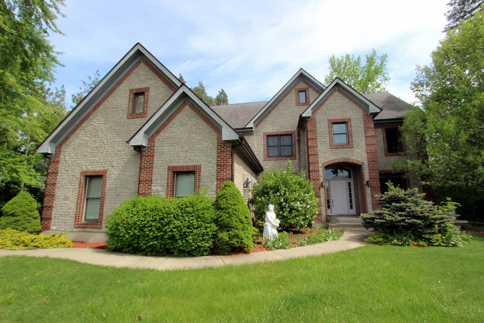 woodstock-il-homes-for-sale-woodstock-real-estate-bowers-realty-group