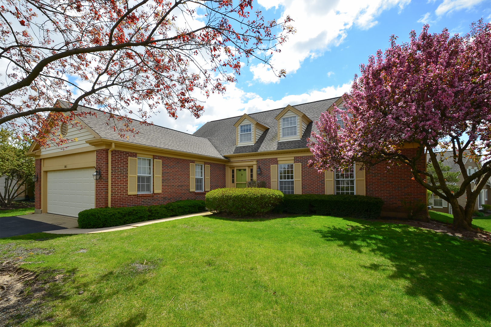 Inverness On The Pond in Inverness IL Homes for Sale Inverness On The