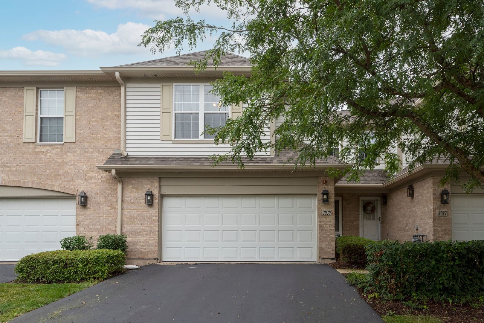 Townhomes Of Princeton in Hoffman Estates IL Homes for Sale Townhomes