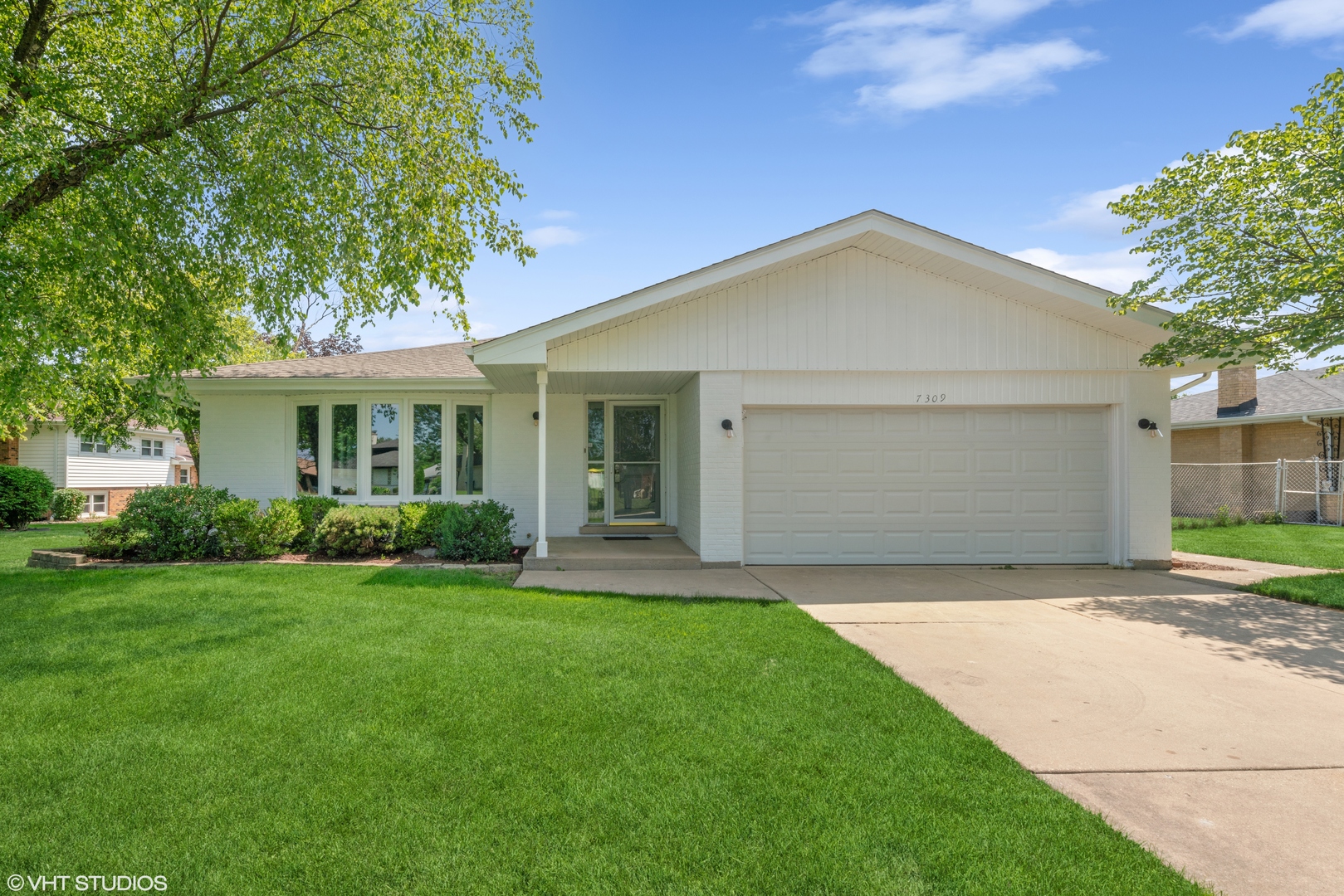 Darien IL Homes for Sale Darien Real Estate Bowers Realty Group