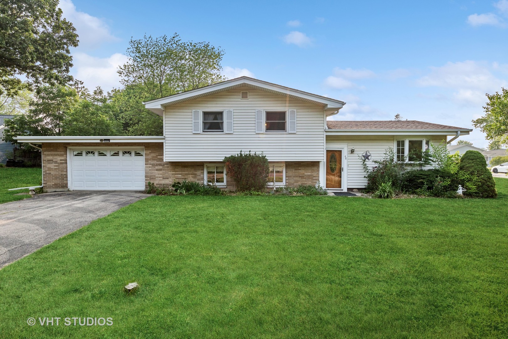 Lindenhurst IL Homes for Sale Lindenhurst Real Estate Bowers Realty