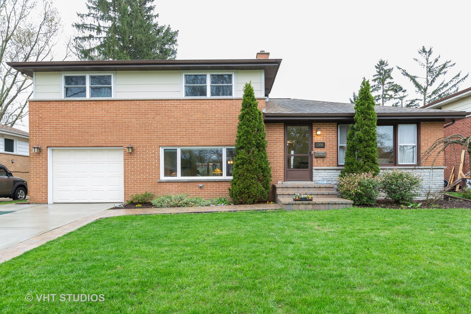 Wheeling IL Homes for Sale Wheeling Real Estate Bowers Realty Group