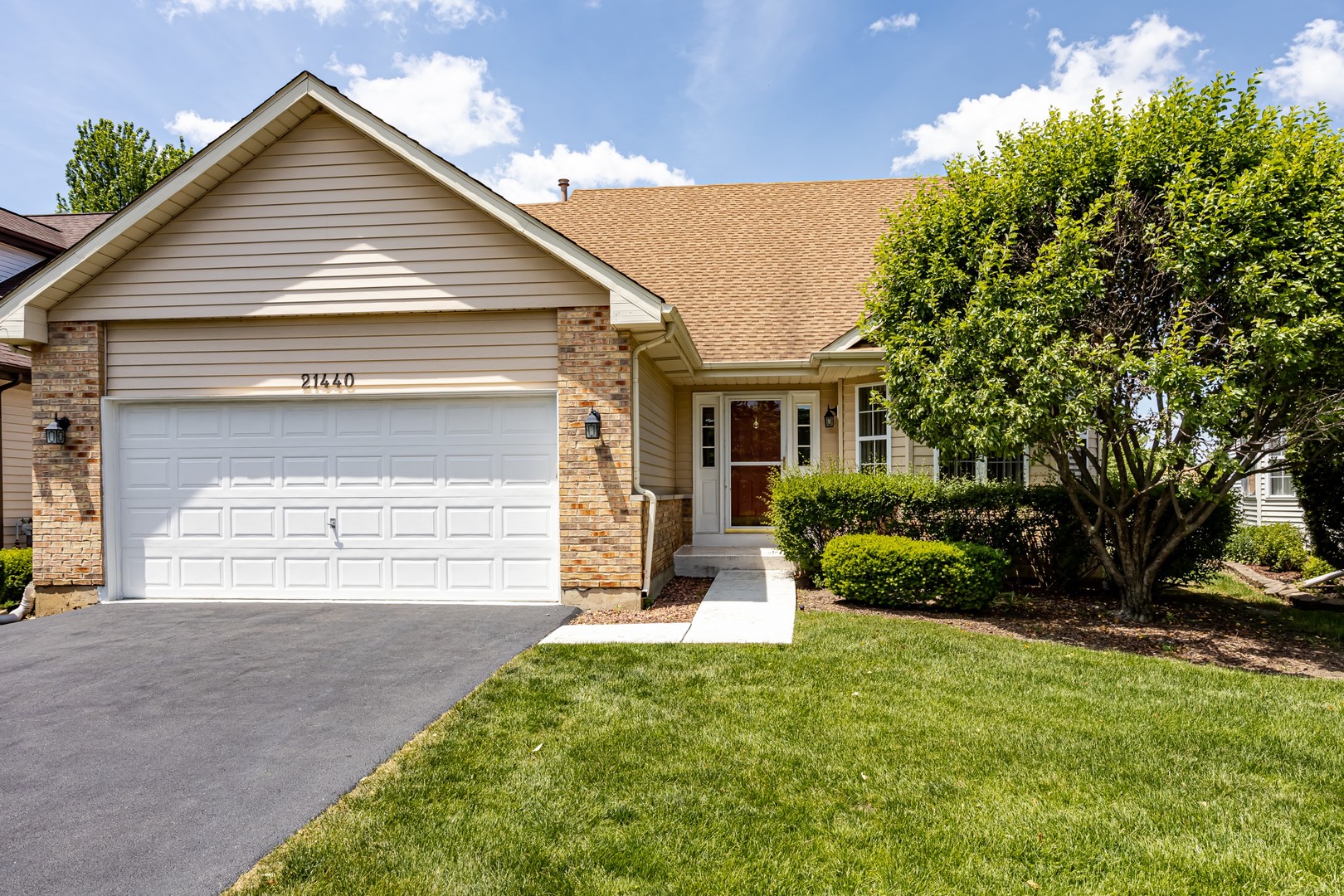 Carillon in Plainfield IL Homes for Sale Carillon in Plainfield Real