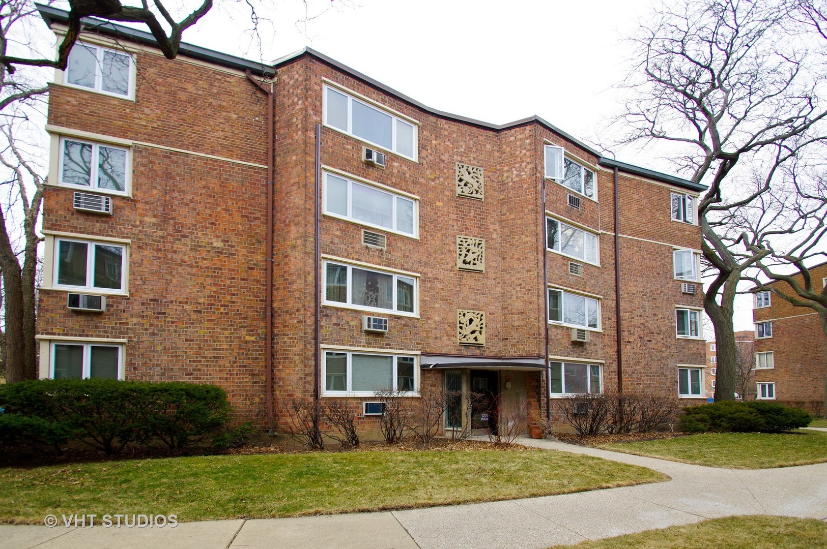 Winchester Hood Garden Homes in Chicago IL Homes for Sale Winchester