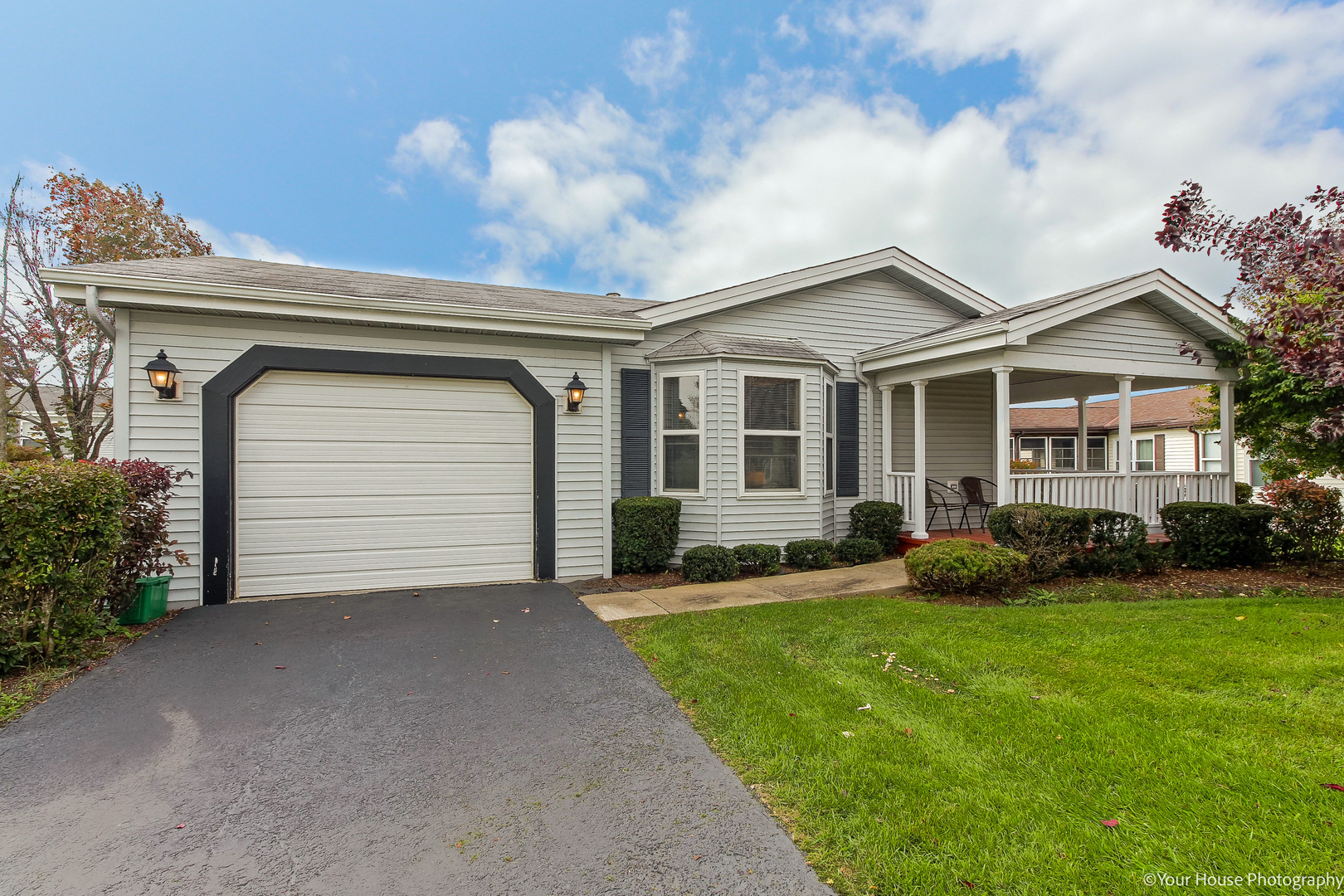 Saddlebrook Farms in Grayslake IL Homes for Sale Saddlebrook Farms in