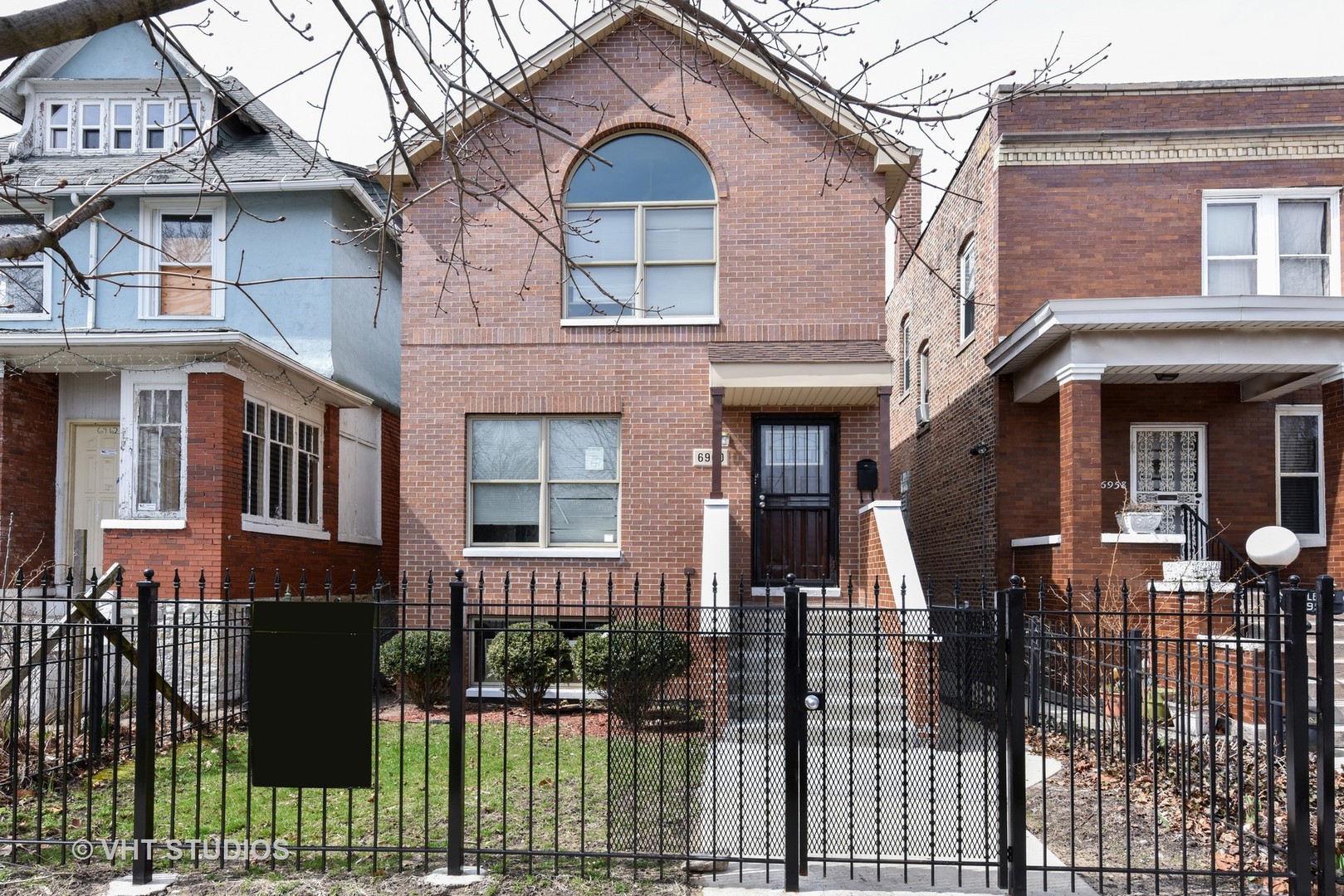 Photo of 6960 Woodlawn Chicago  60637
