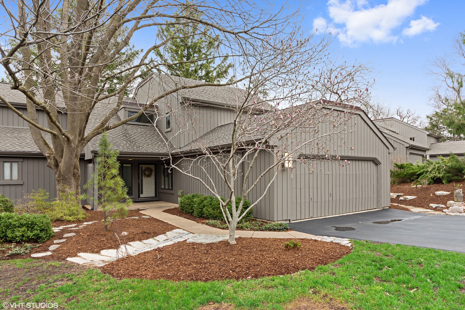 Lake Barrington Shores in Lake Barrington IL Homes for Sale Lake