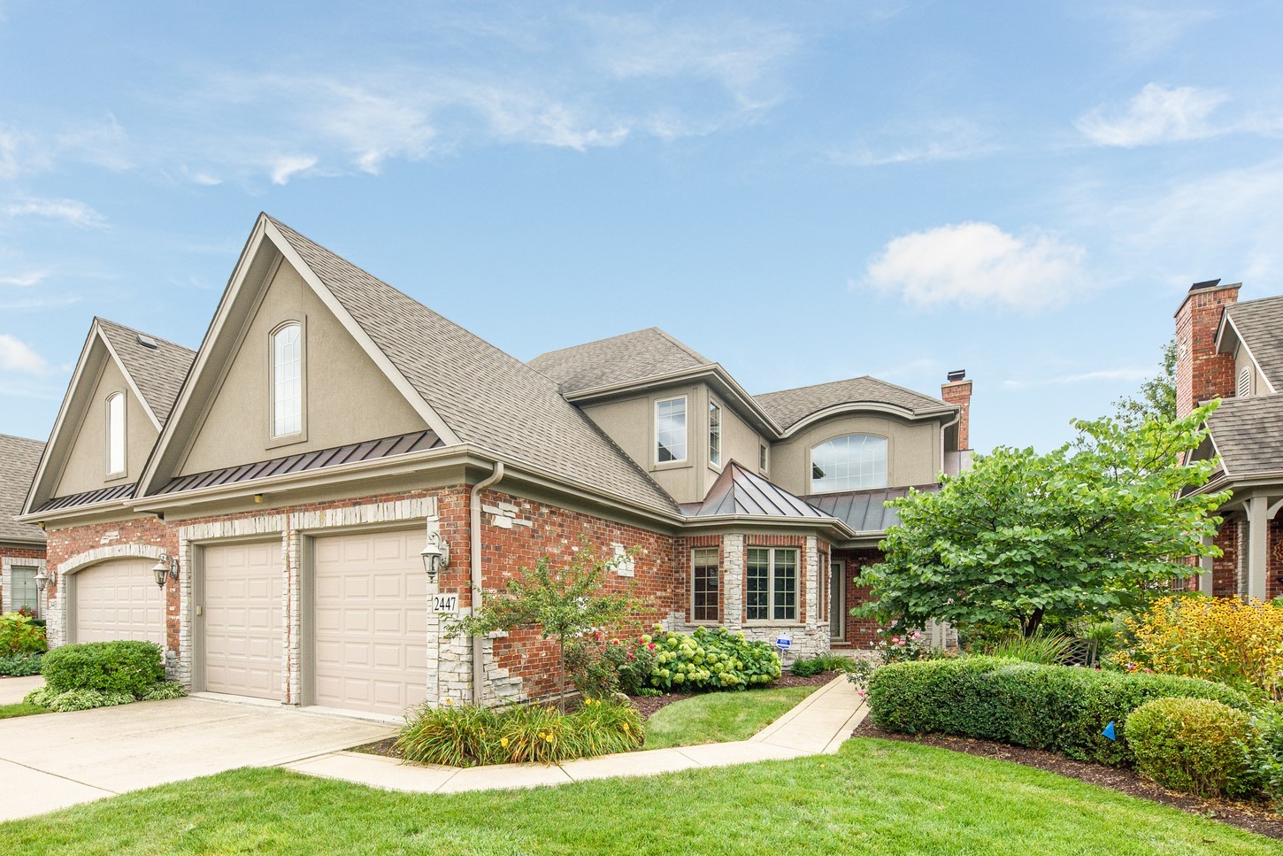 Villas Of Maple Woods in Downers Grove IL Homes for Sale Villas Of