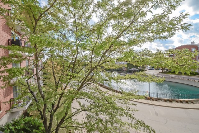 351 TOWN PLACE Circle 311