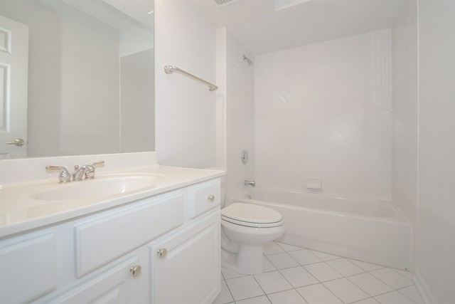 351 TOWN PLACE Circle 311