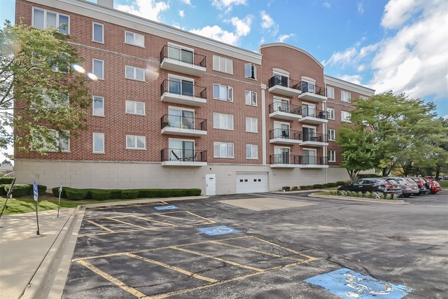 351 TOWN PLACE Circle 311
