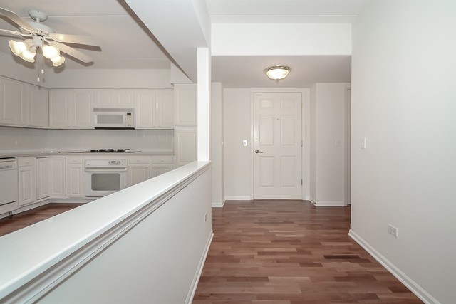 351 TOWN PLACE Circle 311