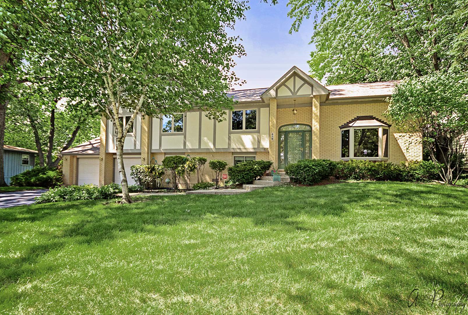 Loch Lomond in Mundelein IL Homes for Sale Loch Lomond in Mundelein