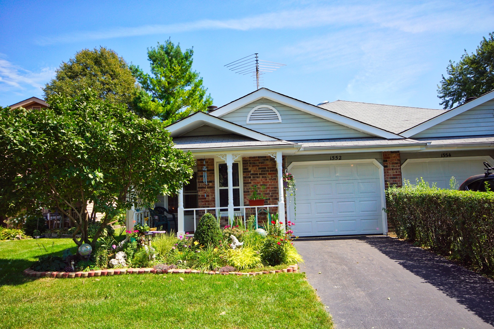 Waterfront Estates in Naperville IL Homes for Sale Waterfront Estates