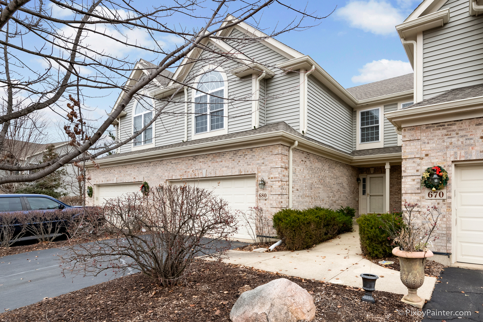 Boulder Ridge West Villa in Lake in The Hills IL Homes for Sale