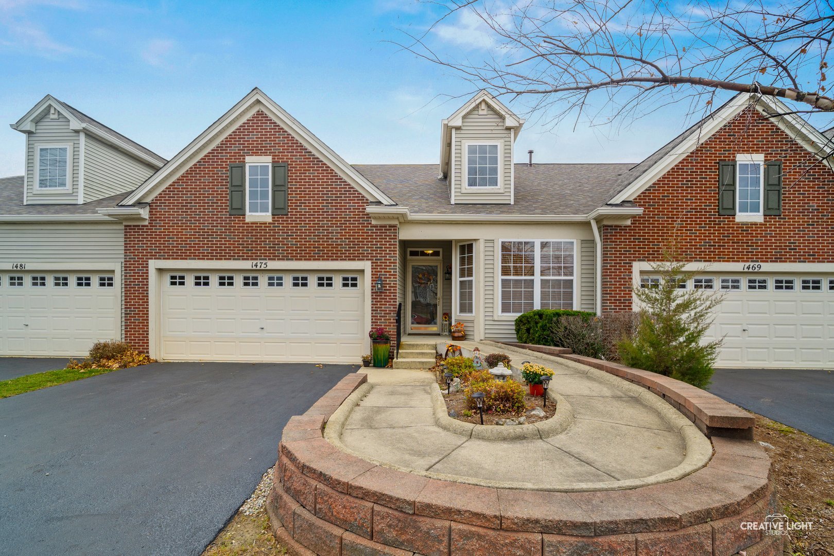chatham-grove-in-aurora-il-homes-for-sale-chatham-grove-in-aurora