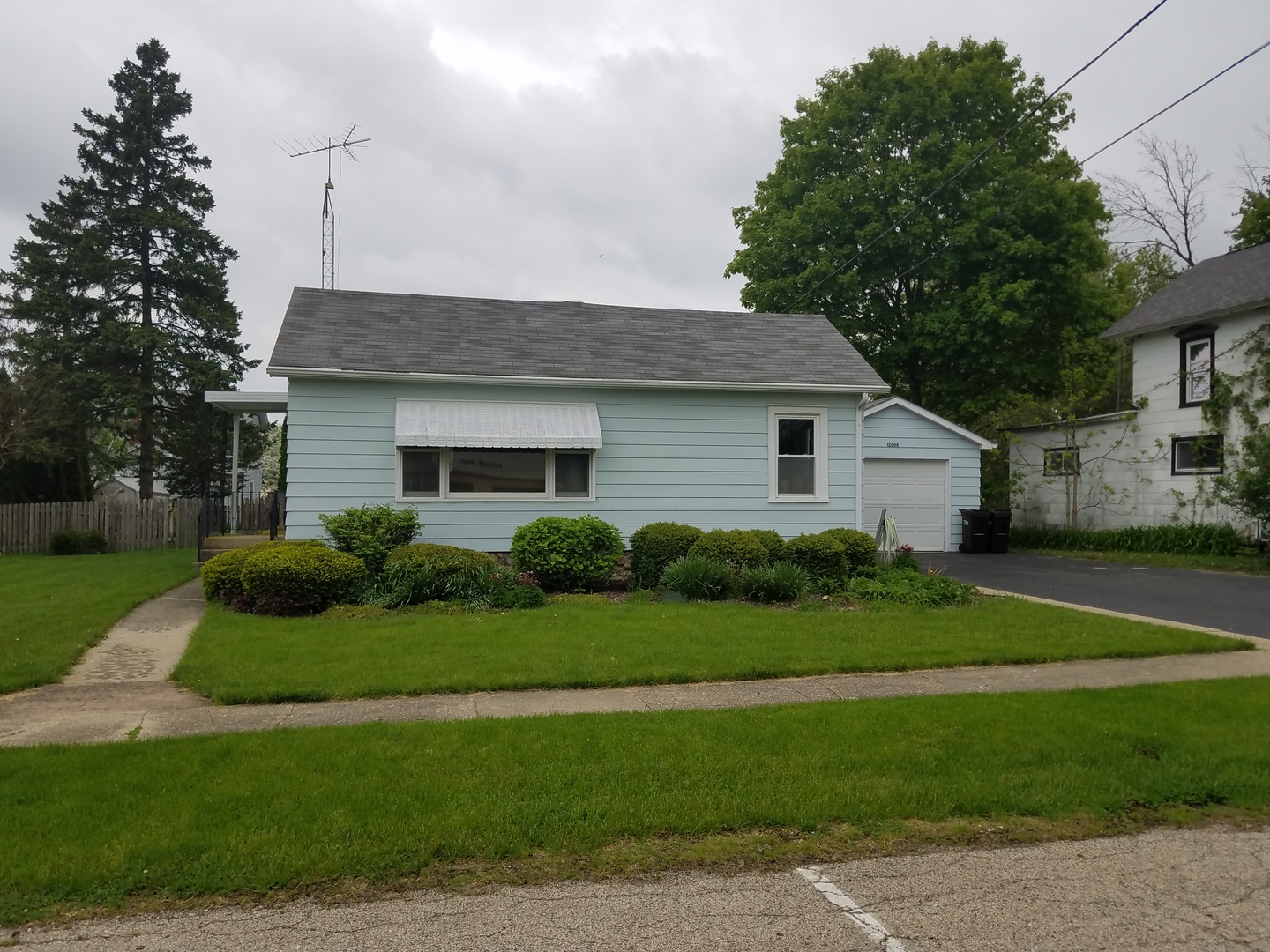 homes for sale in hebron ct