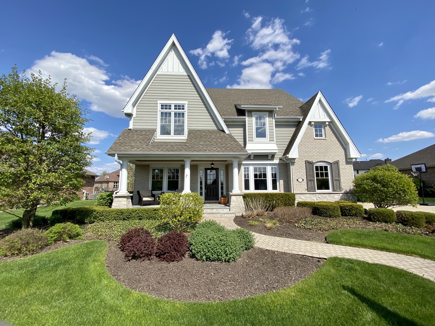 homes for sale in ridge farm il